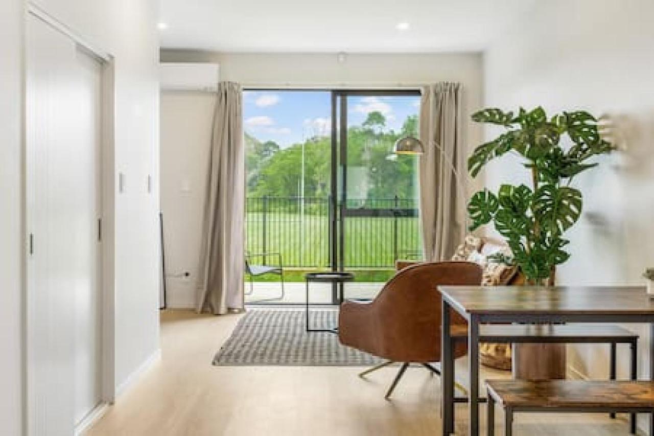 Urban Pulse Townhouse With Parking
